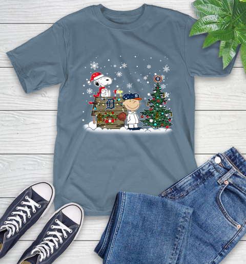 MLB Detroit Tigers Snoopy Charlie Brown Christmas Baseball Commissioner's Trophy T-Shirt 8