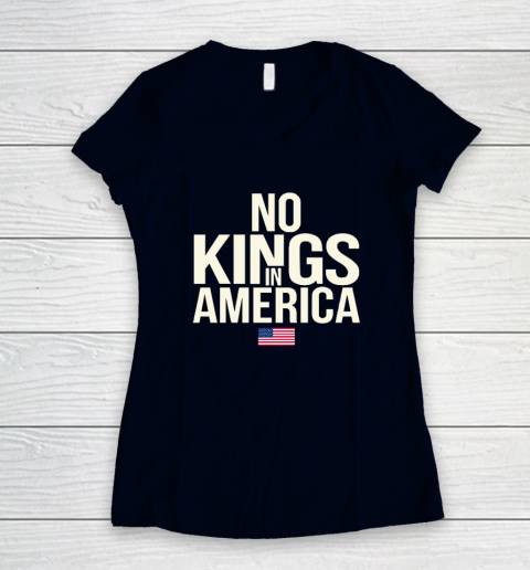 No Kings In America Women's V-Neck T-Shirt 2