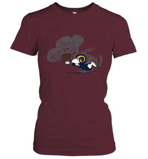 Los Angeles Rams Snoopy Plays The Football Game Women's T-Shirt