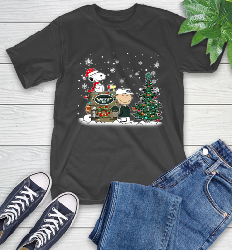 NFL New York Jets Snoopy Charlie Brown Christmas Football Super Bowl Sports T-Shirt