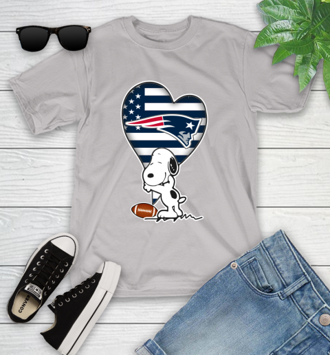 New England Patriots NFL Football The Peanuts Movie Adorable Snoopy Youth T-Shirt 12