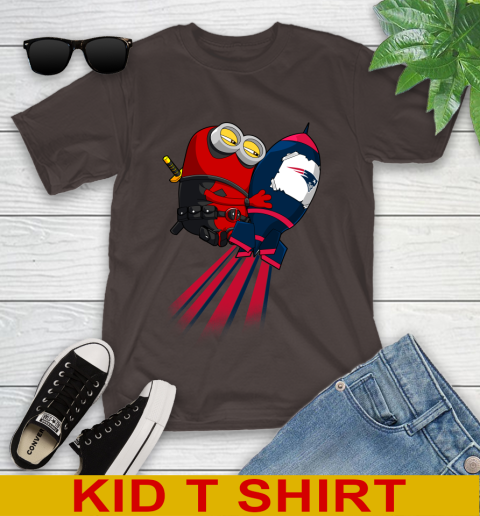 NFL Football New England Patriots Deadpool Minion Marvel Shirt Youth T-Shirt 6