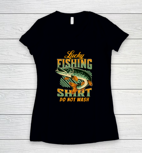Lucky Fishing Tee Do Not Wash Vintage Fishing Lover Women's V-Neck T-Shirt