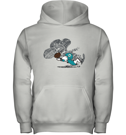 Miami Dolphins Snoopy Plays The Football Game Youth Hoodie