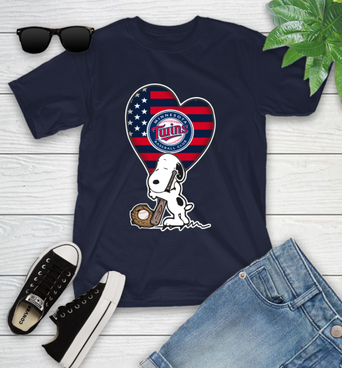Minnesota Twins MLB Baseball The Peanuts Movie Adorable Snoopy Youth T-Shirt 3