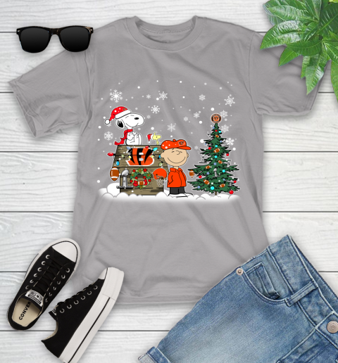 NFL Cincinnati Bengals Snoopy Charlie Brown Christmas Football Super Bowl Sports Youth T-Shirt 4