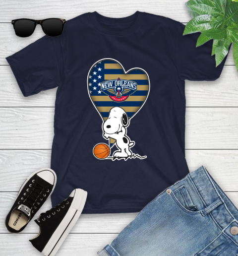 New Orleans Pelicans NBA Basketball The Peanuts Movie Adorable Snoopy Youth T-Shirt 3