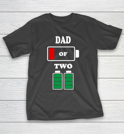 Dad of 2 Kids Funny Battery Father's Day T-Shirt