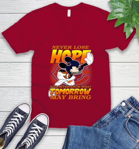 Chicago Bears NFL Football Mickey Disney Never Lose Hope V-Neck T-Shirt 7