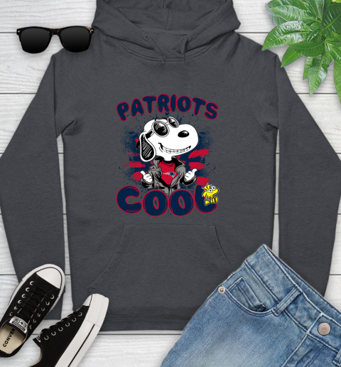 NFL Football New England Patriots Cool Snoopy Shirt Youth Hoodie 8