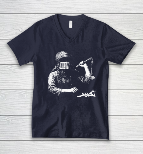 Taqbir x Doga Sultan Collaboration V-Neck T-Shirt 2