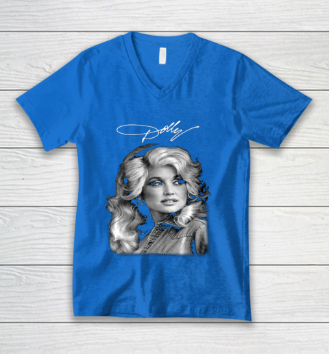 Dolly Parton Classic Vintage Signature V-Neck T-Shirt 5
