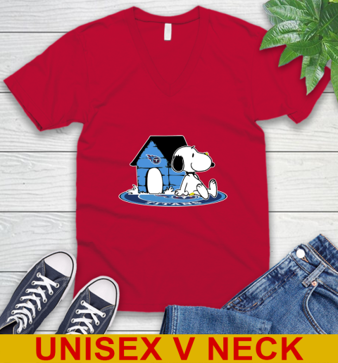 NFL Football Tennessee Titans Snoopy The Peanuts Movie Shirt V-Neck T-Shirt 7