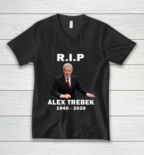 Alex Trebek 1940  2020 RIP V-Neck T-Shirt