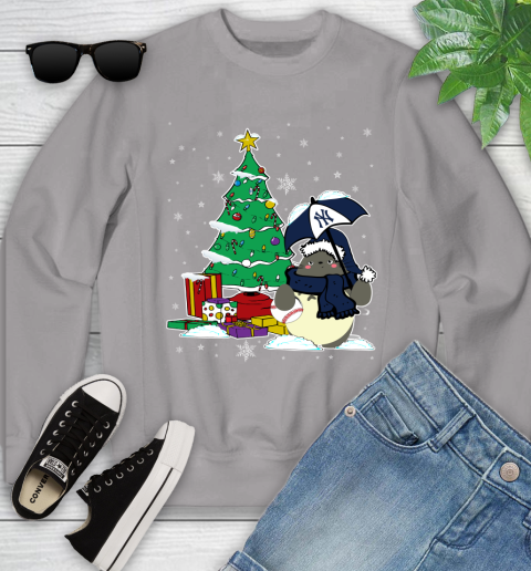New York Yankees MLB Baseball Cute Tonari No Totoro Christmas Sports Youth Sweatshirt 3