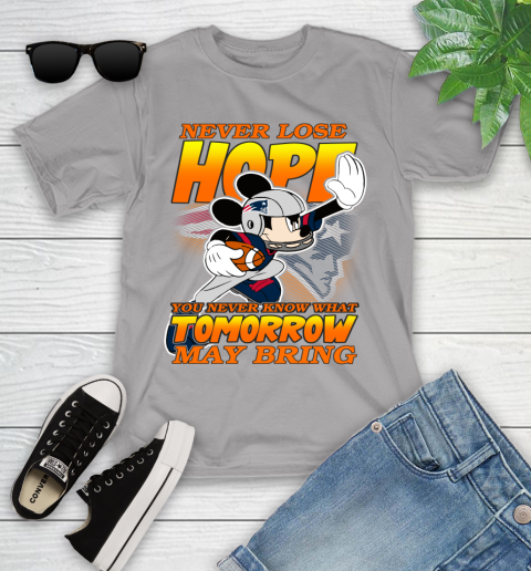 New England Patriots NFL Football Mickey Disney Never Lose Hope Youth T-Shirt 4