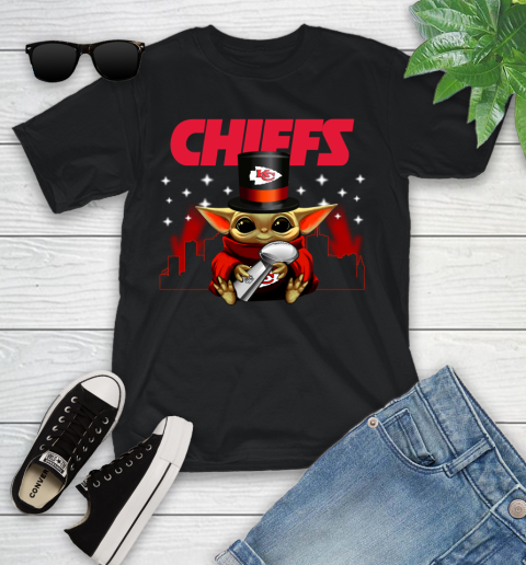 Super Bowl Baby Yoda Loves The Kansas City Chiefs Star Wars NFL Shirts 94