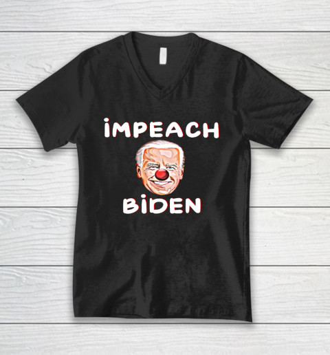 Impeach Joe Biden Idiot Republican Anti Biden V-Neck T-Shirt