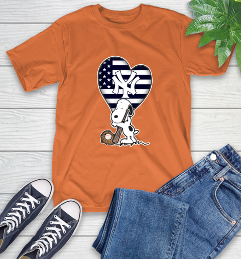 New York Yankees MLB Baseball The Peanuts Movie Adorable Snoopy T-Shirt 5