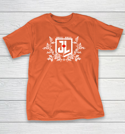 Justice League Associate Producer T-Shirt 4