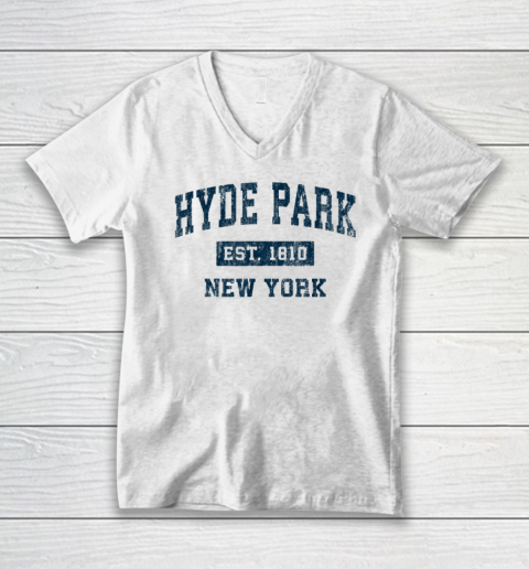 Hyde Park New York NY Vintage V-Neck T-Shirt