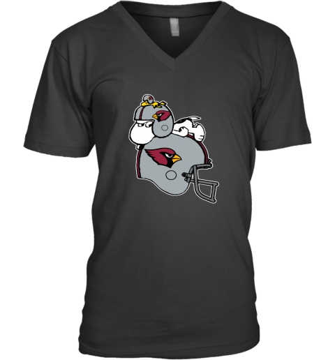 Snoopy And Woodstock Resting On Arizona Cardinals Helmet V-Neck T-Shirt