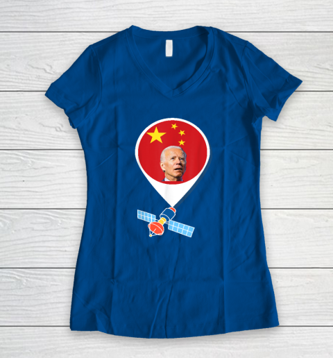 Chinese Spy Balloon Funny Surveillance Joe Biden China Flag Women's V-Neck T-Shirt 5