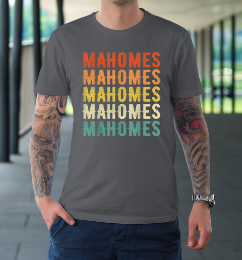 Mahomes Vintage Retro T-Shirt 14