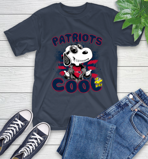 NFL Football New England Patriots Cool Snoopy Shirt T-Shirt 3