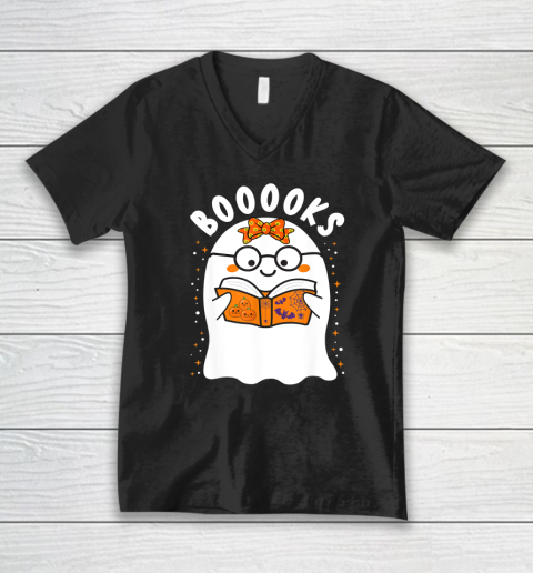 Booooks! Cute Ghost Reading Library Books Halloween Teacher V-Neck T-Shirt