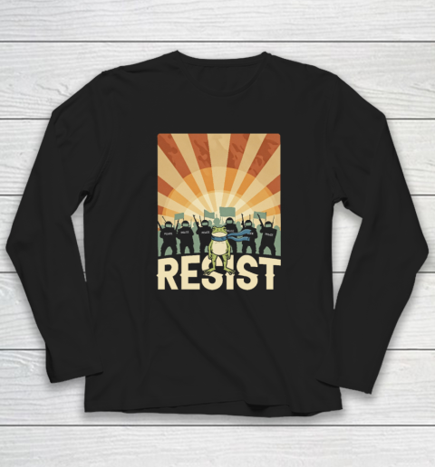 Resist Police Portland Frog Protest Retro Vintage Shirt Long Sleeve T-Shirt