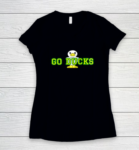 Oregon Ducks College Football Fans Game Day Women's V-Neck T-Shirt