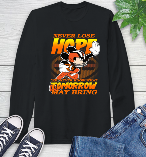 Cleveland Browns NFL Football Mickey Disney Never Lose Hope Long Sleeve T-Shirt