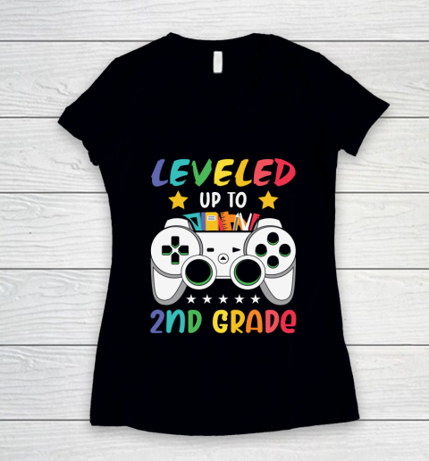 Back To School Shirt Leveled up to 2nd grade Women's V-Neck T-Shirt