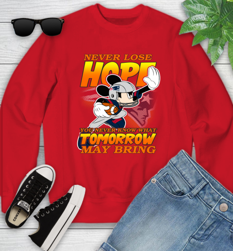 New England Patriots NFL Football Mickey Disney Never Lose Hope Youth Sweatshirt 8