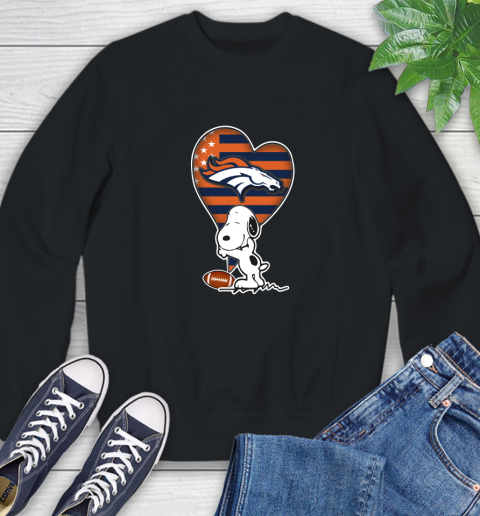 Denver Broncos NFL Football The Peanuts Movie Adorable Snoopy Sweatshirt 2