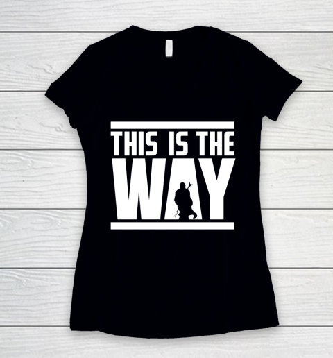 Star Wars Shirt This is the way Women's V-Neck T-Shirt