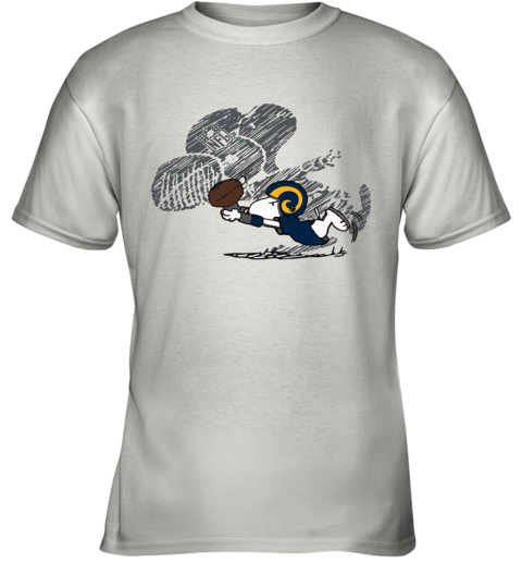Los Angeles Rams Snoopy Plays The Football Game Youth T-Shirt