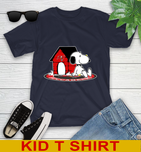 NFL Football Tampa Bay Buccaneers Snoopy The Peanuts Movie Shirt Youth T-Shirt 3