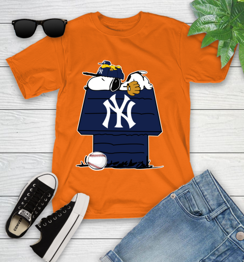 MLB New York Yankees Snoopy Woodstock The Peanuts Movie Baseball T Shirt Youth T-Shirt 19
