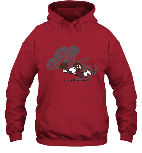 rwwk washington redskins snoopy plays the football game hoodie 23 front red