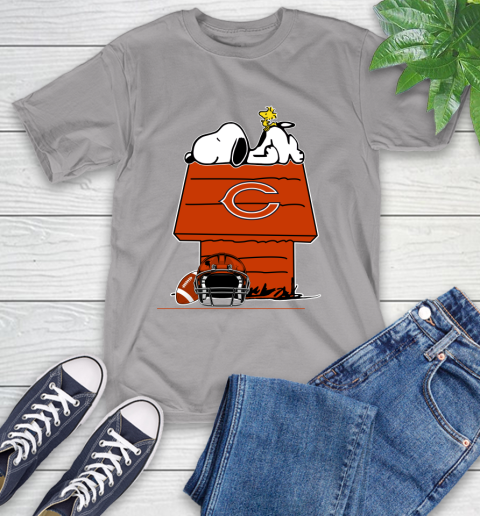 Chicago Bears NFL Football Snoopy Woodstock The Peanuts Movie T-Shirt 6
