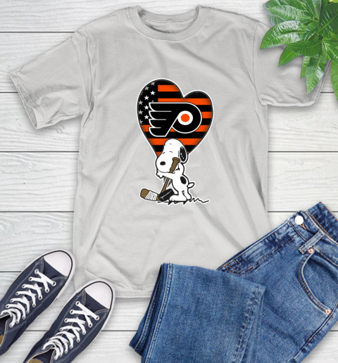 Philadelphia Flyers NHL Hockey The Peanuts Movie Adorable Snoopy T-Shirt