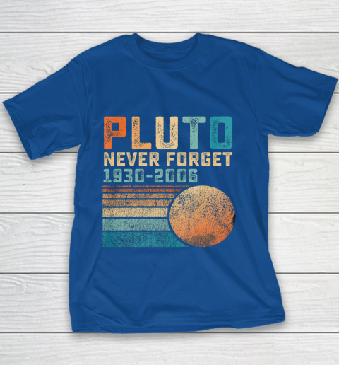 Pluto Never Forget Youth T-Shirt 6