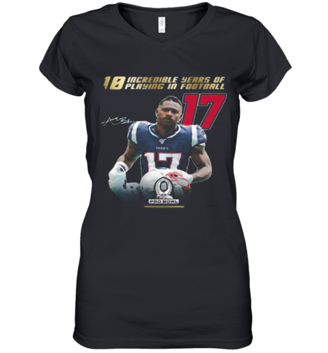 10 Incredible Years Of Laying In Football 17 Antonio Brown New England Patriots Signature Women's V-Neck T-Shirt