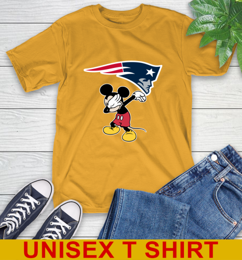 New England Patriots NFL Football Dabbing Mickey Disney Sports T-Shirt 3