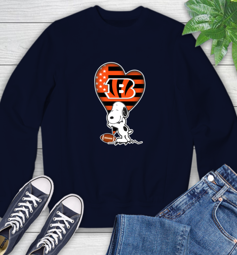 Cincinnati Bengals NFL Football The Peanuts Movie Adorable Snoopy Sweatshirt 3