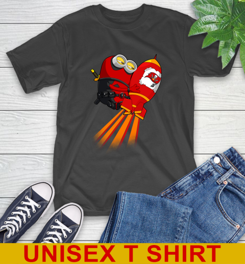 NFL Football Tampa Bay Buccaneers Deadpool Minion Marvel Shirt T-Shirt