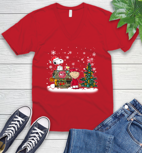 Atlanta Hawks NBA Basketball Christmas The Peanuts Movie Snoopy V-Neck T-Shirt 6