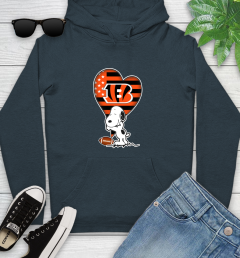 Cincinnati Bengals NFL Football The Peanuts Movie Adorable Snoopy Youth Hoodie 8